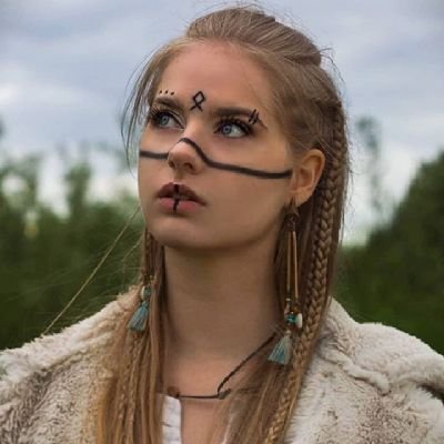 Young girl, old soul... 
Shield-Maiden within.
To be heathen, is to be free... 
Elf lvl 24
Lagertha lives in me!
Future mom
🇫🇴⚔️🛡️

No desert people allowed!