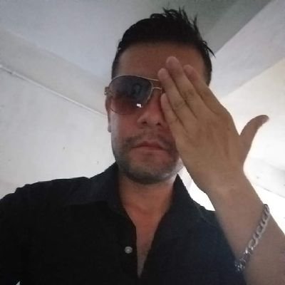 LichusAlbo's profile picture. Mis oraciones de mi deidad son: Como no te voy a querer y Hala Madrid y nada más, amén!