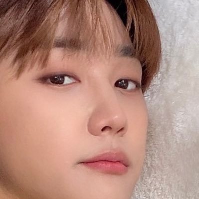 goldenjoo_'s profile picture. 