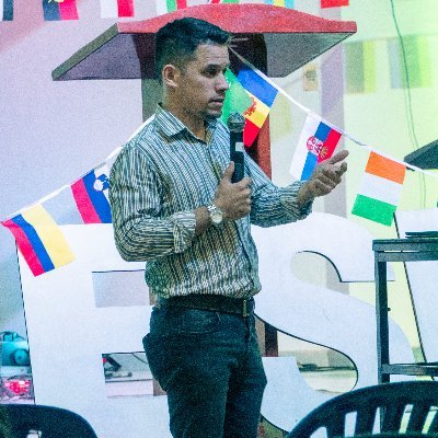 •Abogado ⚖️ •Músico 🥁 •Estudiante de teología. Cristo es vida!