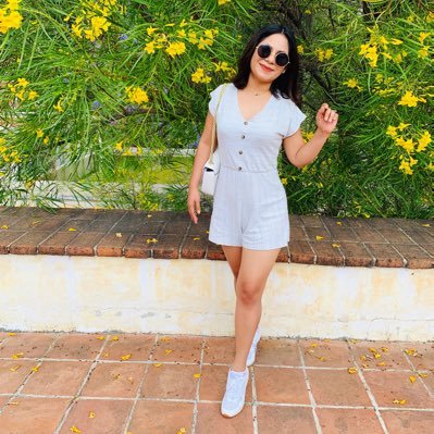 Luceritoo's profile picture. Agente de seguros 👩‍💼, mamá canina 🐶, Oaxaqueña.