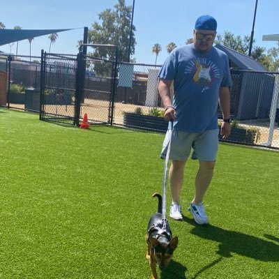 3and2curve's profile picture. Huge music fan, huge sports fan. Baseball is the best sport and the dodgers are my team. Will quote movies and music constantly!