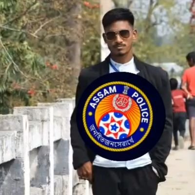 🧑‍✈️🧑‍✈️ went to M.C College barpeta,studied Bachelor of arts 🎓🎓, National Cadet Corps(NCC) member of University students