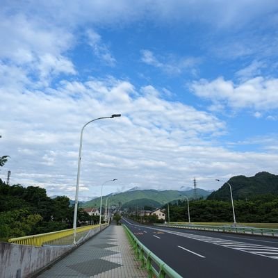 taptaptrailjog's profile picture. ゆるラン、ゆるトレラン、ゆるチャリで心きたものの写真を撮ってます。