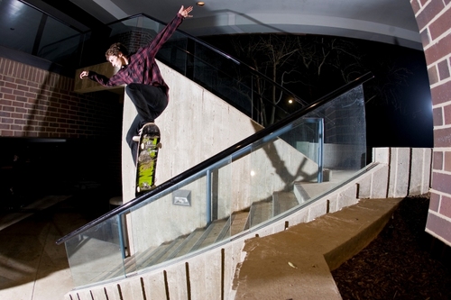 Floranmynb's profile picture. i skate all day and all night haha