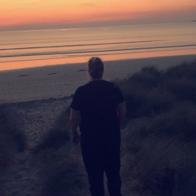 ahsurelook11's profile picture. Irish Defence Forces  🍀