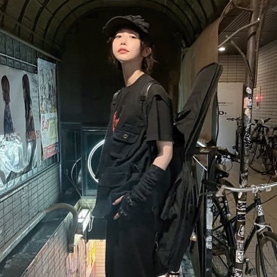 oznlli's profile picture. 