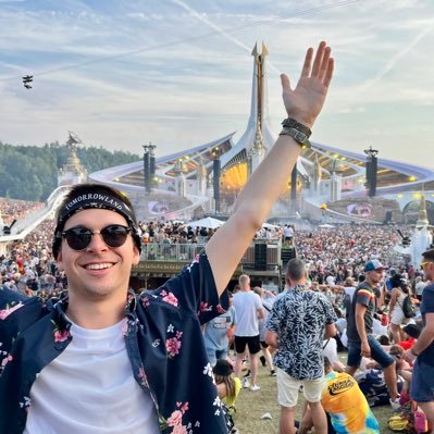 ABhge's profile picture. 