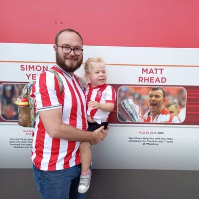Lincoln City fan living in Norwich with my little family 🌍⚽️🔴⚪