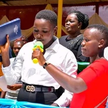 awuor_blacque's profile picture. Not your kinda next door woman ✨✨