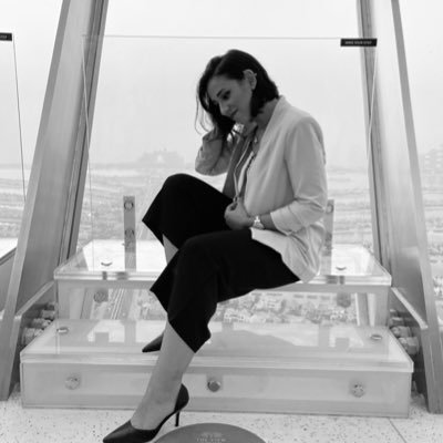 Founder of @rebrdg, I believe in the power of #brand — To shift mindsets