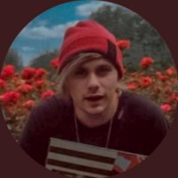 indigo🍒🪩🛰(@grpeflowers) 's Twitter Profile Photo