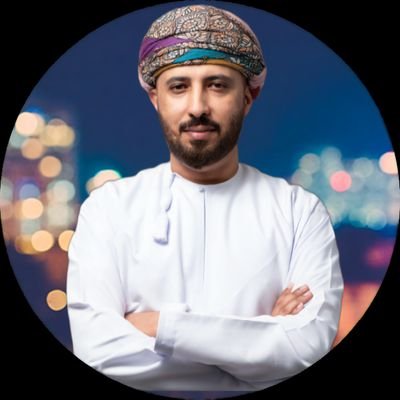 عماني من #ظفار |
مهندس برمجيات |
دكتوراة في #أمن_المعلومات وتقنية #البلوكتشين