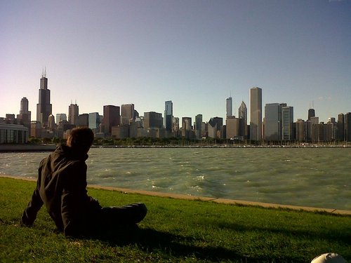 Born in Chicago. Mexicano de corazón Estudios: Arquitectura y Ciencias y Técnicas de la Comunicación