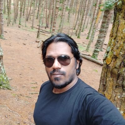 Vignesh001_'s profile picture. 