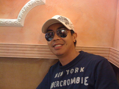 papagion's profile picture. Badminton