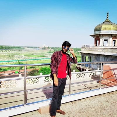 Praveen407831's profile picture. 