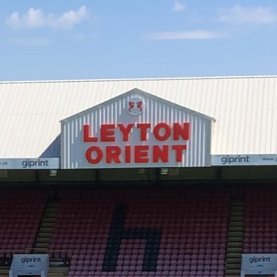 Leyton Orient ⭕️ season card holder in the North Stand. Contributor to the Orientear, and writings about #LOFC on my blog: https://t.co/SdUOMZlzin