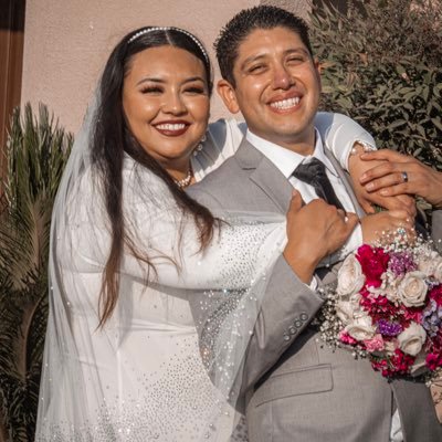 Lakers💛💜 Dodgers💙 Raiders🖤/OVO/26/ My fiancé💜💍🥰-always and forever❤️ Father of Serenity Luna Castillo💜🌙😍