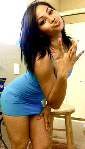 Born to be a STAR! & also in your favorite rappers room, I model on the side! Oh yeaa, I'm a Classy Stripper too ;) I ONLY HAVE TWITTER!