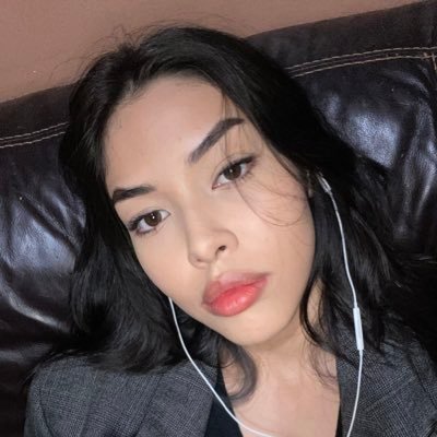 jharalaniz's profile picture. I know you're obsessed with me