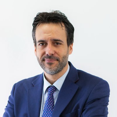 Dirijo el Máster en Gestión de Riegos Financieros de @ucomillas
Tb. colaboro con @NYUniversity, @IEB_Spain, @AMediaSesion y @laSextaXplica entre otros.