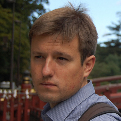Entrepreneur & Seed Investor. CoFounder of @codoozer and @mobincube. #nocode #lowcode #VR #sk8