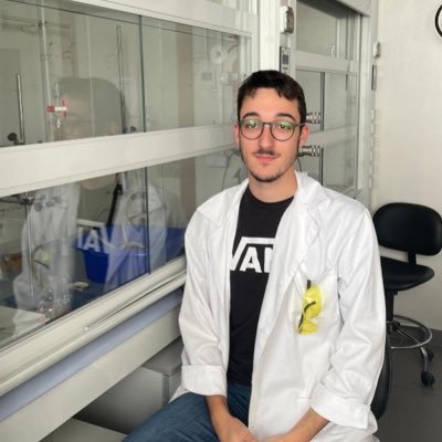 ⌬ PhD Student at Universitat de Valencia. Master Química Orgánica UV ⌬