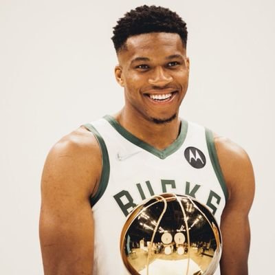 Lubię Milwaukee Bucks, Liverpool i Stal Mielec, i lotki