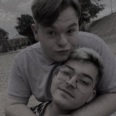 theatre_back's profile picture. ▫️Dan ▫️ Theatre Addict ▫️Reviewer for All That Dazzles