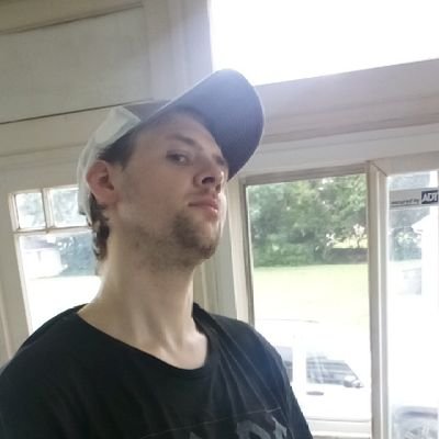 pratt2992's profile picture. Redneck as fuck!!