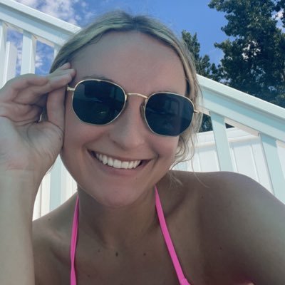 DaniC_15's profile picture. soft hands and sarcasm