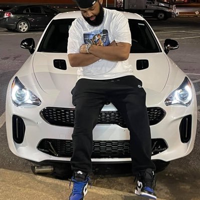Just a family guy who loves sneakers and cars. Multiple Myeloma Warrior! FSGS Kidney Disease Fighter. #CancerSucks #MultipleMyeloma #CancerWarrior