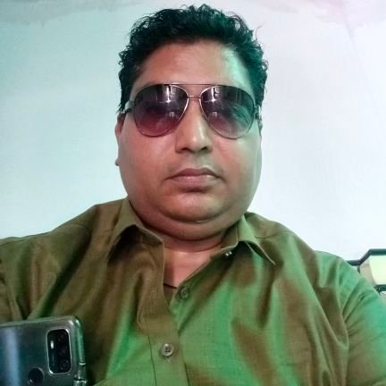 Indian truck driver life

YouTube Channel https://t.co/BgRdJ2nQL1