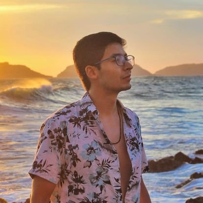 OSaurom's profile picture. Y llegará el momento en que las almas se confunda en un mismo 💙...  Aprendiendo a vivir. Always Shining! 💫