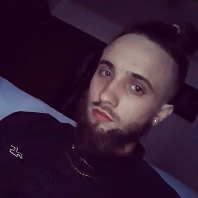 B3ST_ONLIN3's profile picture. Not average and kinda funny |
Xbox series X |

Fps❤freak | Somewhere playing cod!