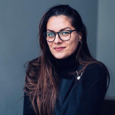🇧🇷 Latina | Dog mom | Lover of tinned fish | Great gift giver | Hugger | Eternal optimist | ⚽️ @Arsenal @Palmeiras | Marketing @mongoDB