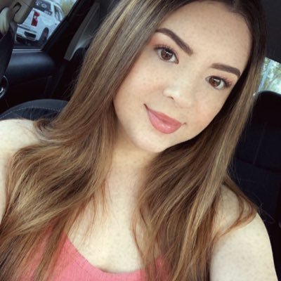 ArleneeeG's profile picture. Desert living 🏜