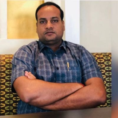 lives in प्रतापगढ़ up !! किसी सहरा में महकता गुलिस्ताँ न हो जाऊँ , हर ऐब सुधार लूँ तो फरिश्ता न हो जाऊँ !!
