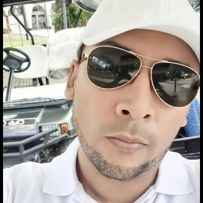 Scientist in artificial intelligence and bioengineering, passionate about knowledge and technology creation, as well as a musical artist at heart.