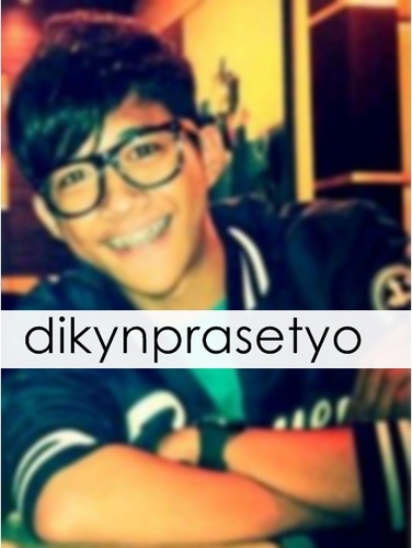 10th parody @dickymprasetyo. FanaIky! Selli gue @ratuswiitselli!♥12052012