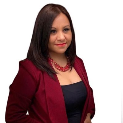 Conductora de Noticias en Región Informa 91.3FM 1-2 y Saltillo / Sexto Día 🎙️📻UNIMEDIOS Periodismo Digital 📰 🎥📸📱  Columna En el tintero
