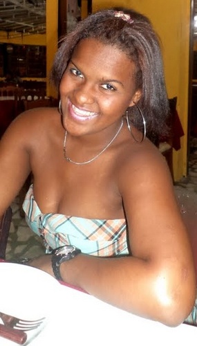 Menina Dos Olhos de Deus Aquela Aquella que gosta de curti a Vidamais com moderação tomou muitas pancada da vida ainda sim continua Feliz Deus te Amo♥