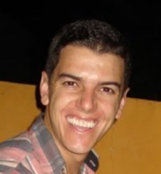 Eu sou a soma de todas minhas experiências, sejam elas as boas ou as nem tanto, mas eu sou isso.