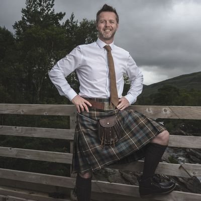 Riaghàin MacCoinnich-Raomann Private Executive Tours from Inverness Scottish Highland, Portrait & Landscape photographer   https://t.co/rtFta1qb9k