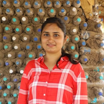 Namita_1999's profile picture. Entrepreneur
#Founder@Project_Wawar 
A Project of plastic waste management and sustainable development