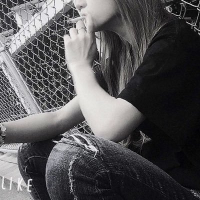 ykmk_1205's profile picture. 