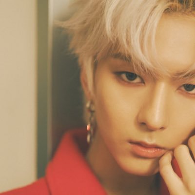 💛@XH_official 🍰 💛@Stray_Kids🍰 🦊Ode 🦊 Best and #1 Changbin stan😌