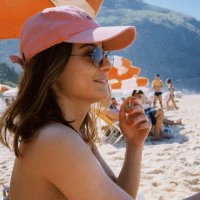 Júlia (@juliab_moreira) 's Twitter Profile