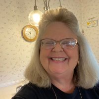 Carolyn Monday (@cottongown) 's Twitter Profile